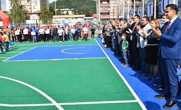 suelos-de-exterior-deportivos-loseta-de-vinilo-bergo-multisport