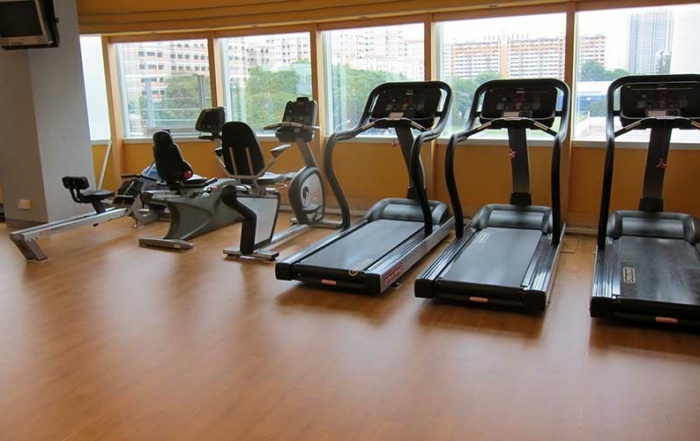 Suelo-tipo-madera-Suelo-para-gimnasios-Sportex