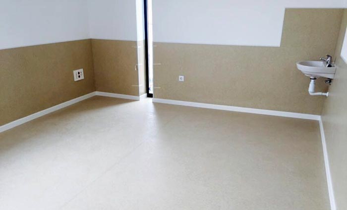 Medical center floor - Acoustic floor in rolls - Acoustyl