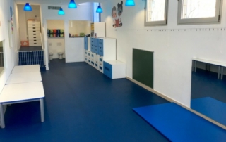 Suelo azul para guardería Rainbow