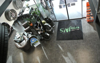 Suelo bonito concesionario Decolock