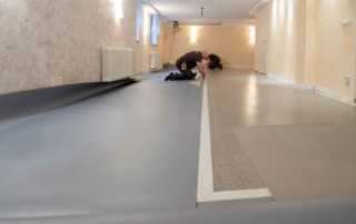 Instalación suelo pvc continuo para zonas con humedad - Anhidro flotante sin encolar