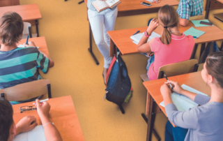 Suelo continuo para clase de colegio Fusion