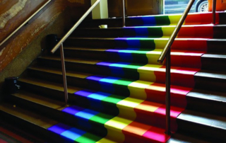 Moqueta ferial impresa bandera arcoiris Studio