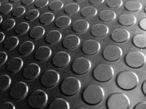 Suelo de goma negro con relieve botones pastillas Suprastud principal