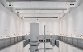 Suelo espejo para museo Mirror