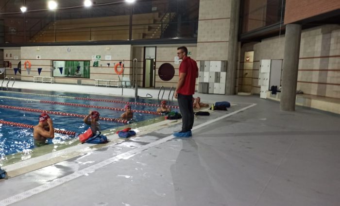 suelo antideslizante vinilo clase 3 para piscinas