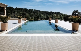 suelo-modular-para-terrazas-exteriores-interiores-piscinas
