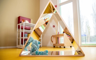 Guardería con suelo higiénico de caucho Universo